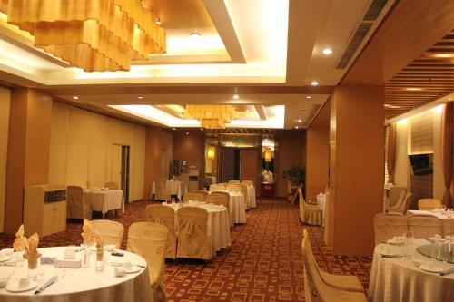 Imagen del bar/restaurante del Hotel Jinyuan Jinling Plaza Xuzhou. Foto 5