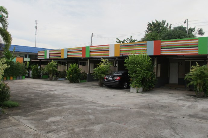 Imagen de los exteriores del Hotel Jirapa Modern Resort. Foto 12