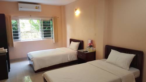 Imagen de la habitación del Hotel Jirasin and Apartment. Foto 11