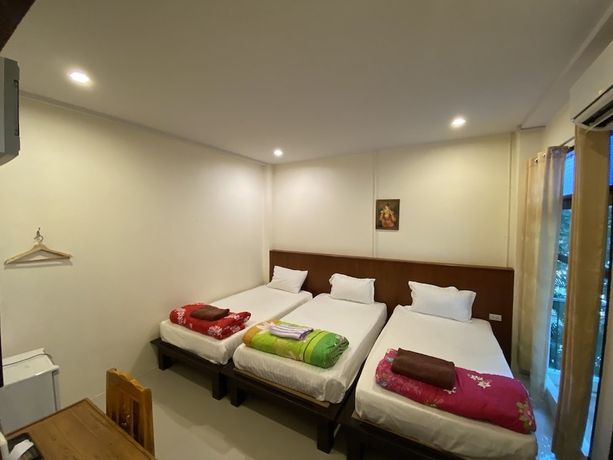 Imagen de la habitación del Hotel Jitra Resort. Foto 4