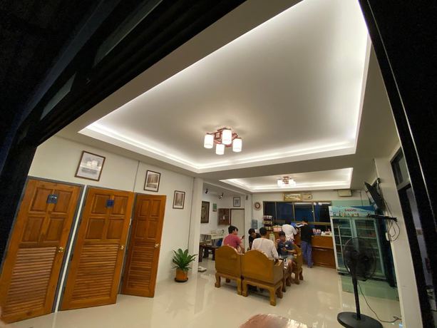 Imagen de los interiores del Hotel Jittrawadee. Foto 19