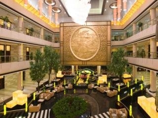 Imagen de los interiores del Hotel Jiuhua Chunshenhu Suzhou. Foto 10