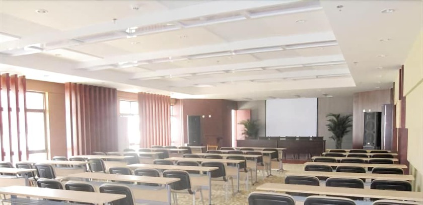 Imagen de los interiores del Hotel Jiuhuashan Center. Foto 13