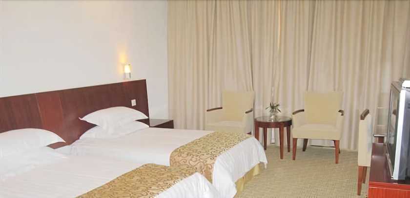 Imagen de los interiores del Hotel Jiuhuashan Center. Foto 15