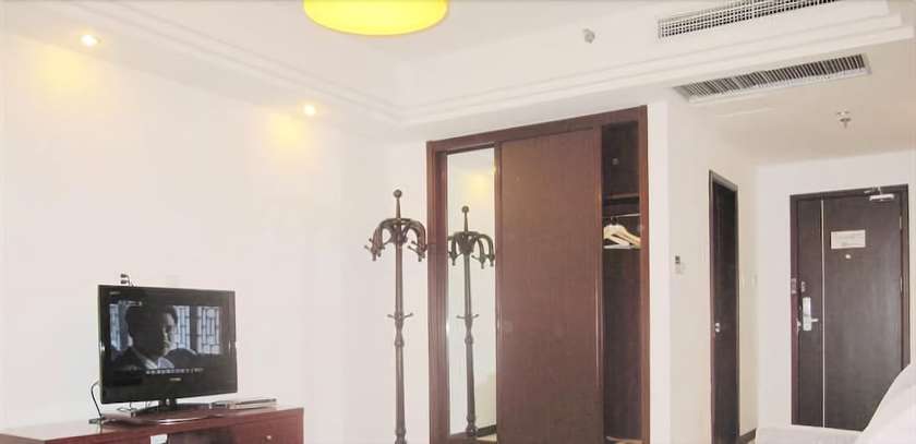 Imagen de los interiores del Hotel Jiuhuashan Center. Foto 16