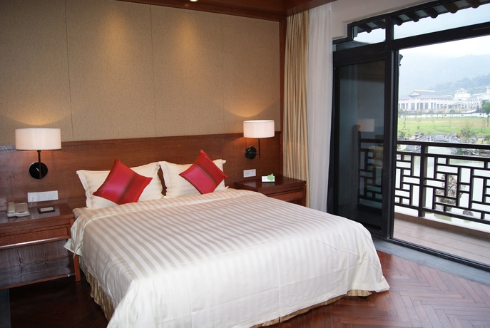 Imagen de la habitación del Hotel Jiuhuashan Ocean Line. Foto 12