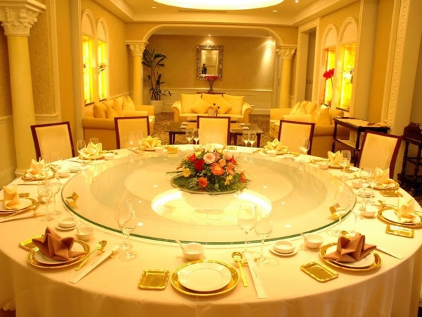 Imagen del bar/restaurante del Hotel Jiujiang Sandn International. Foto 4