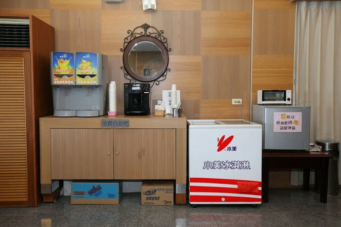 Imagen de los interiores del Hotel Jiuning Business. Foto 30