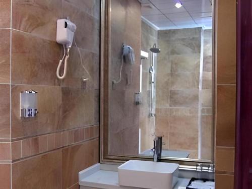 Imagen general del Hotel Jiuzhaigou Hanlin Sunshine. Foto 2