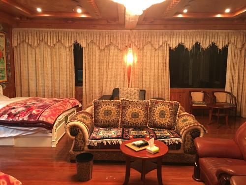 Imagen general del Hotel Jiuzhaigou Xin Tao Ge Tibetan Inn. Foto 5