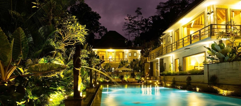 Imagen de la piscina del Hotel Jiwa Klusa Luxury Villa. Foto 19