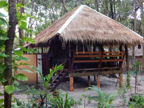 Imagen de la habitación del Hotel Jj Beach Resort. Foto 4