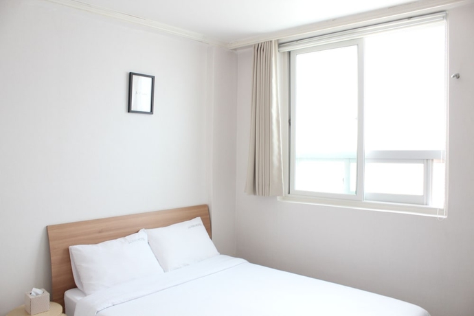Imagen de la habitación del Hotel Jj Inn. Foto 4