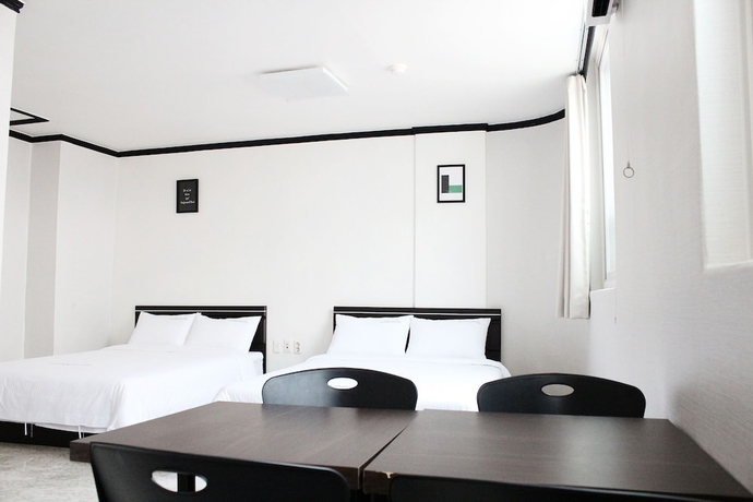 Imagen de la habitación del Hotel Jj Inn. Foto 6