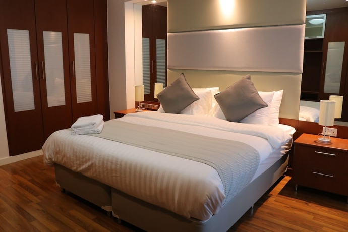 Imagen de la habitación del Hotel Jj Suites - Your Home On 11. Foto 3