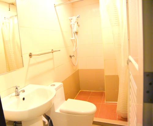 Imagen de la habitación del Hotel Jj Villa. Foto 4