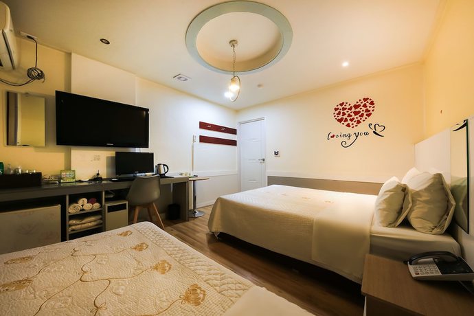 Imagen de la habitación del Hotel Jjack. Foto 3