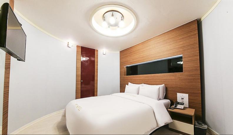 Imagen de la habitación del Hotel Jjack. Foto 4