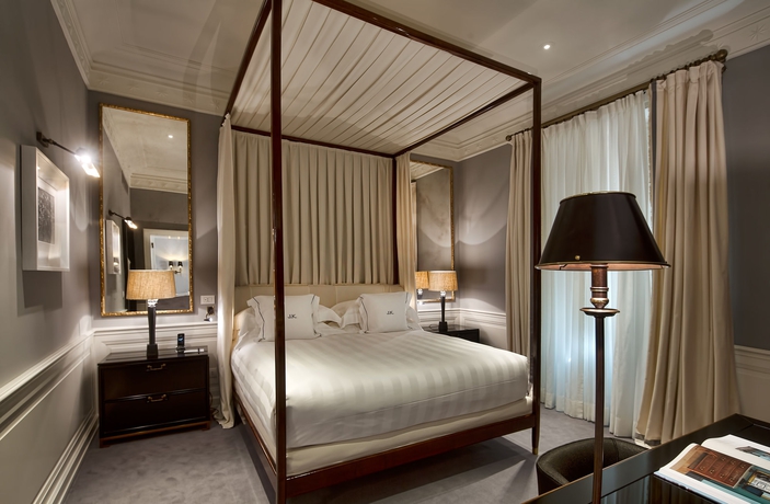 Imagen de la habitación del Hotel J.k. Place Roma. Foto 8