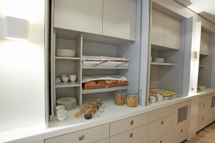 Imagen del bar/restaurante del Hotel Jl No76. Foto 4