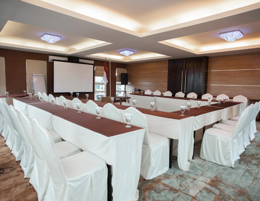 Imagen general del Hotel Jle's. Foto 8
