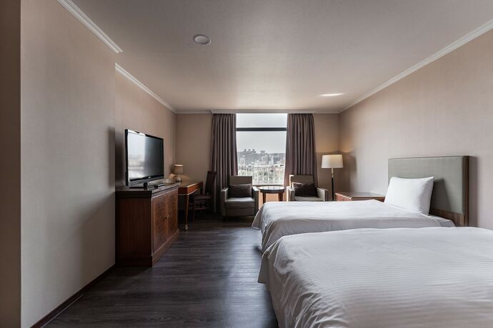 Imagen de la habitación del Hotel J-metropolis. Foto 12