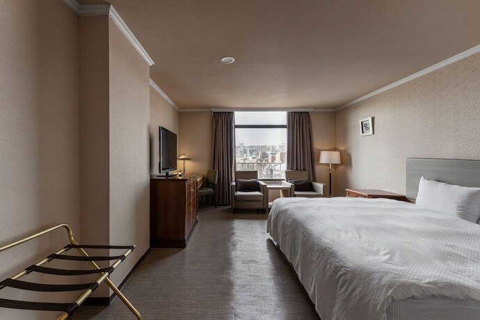 Imagen de la habitación del Hotel J-metropolis. Foto 17