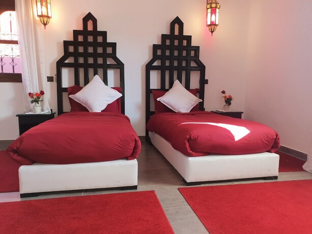 Imagen de la habitación del Hotel Jnan El Arif. Foto 18
