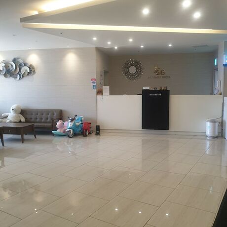 Imagen general del Hotel Jnb Family. Foto 4