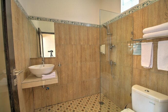 Imagen de la habitación del Hotel Jnj Guest House. Foto 25