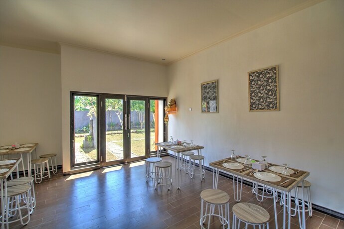 Imagen de los interiores del Hotel Jnj Guest House. Foto 35