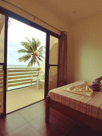 Imagen de la habitación del Hotel Joan Beach Resort. Foto 32