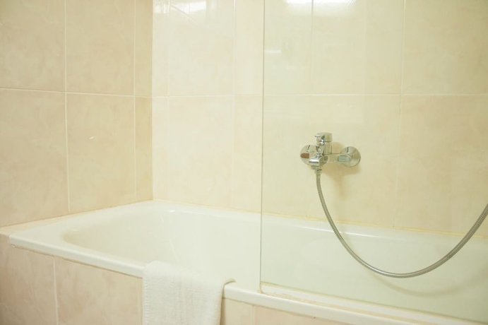 Imagen de la habitación del Hotel Joan Canejan. Foto 6