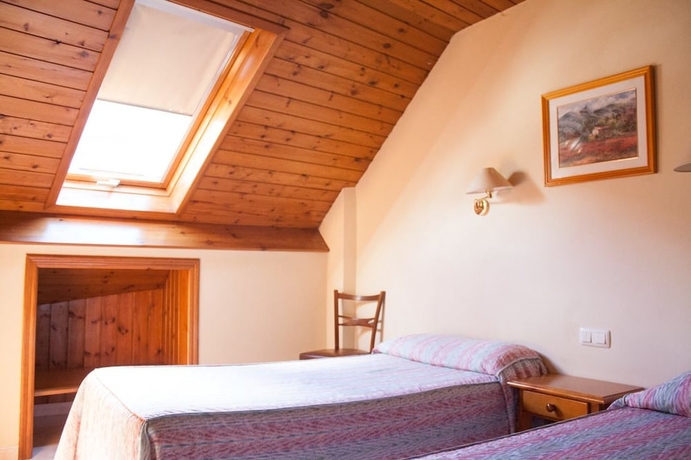 Imagen de la habitación del Hotel Joan Canejan. Foto 14