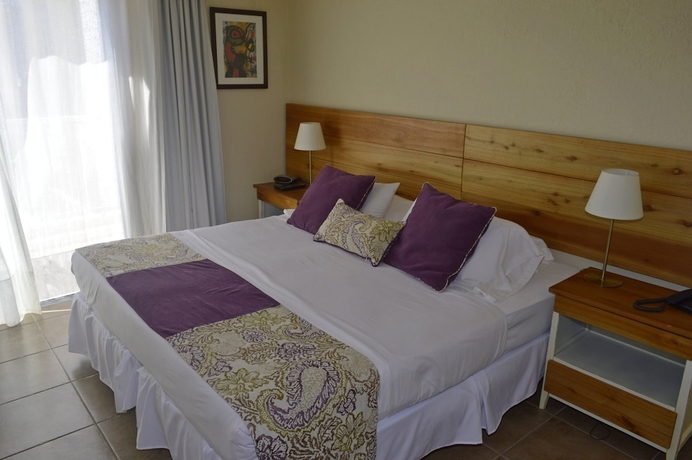 Imagen de la habitación del Hotel Joan Miró Boutique. Foto 9