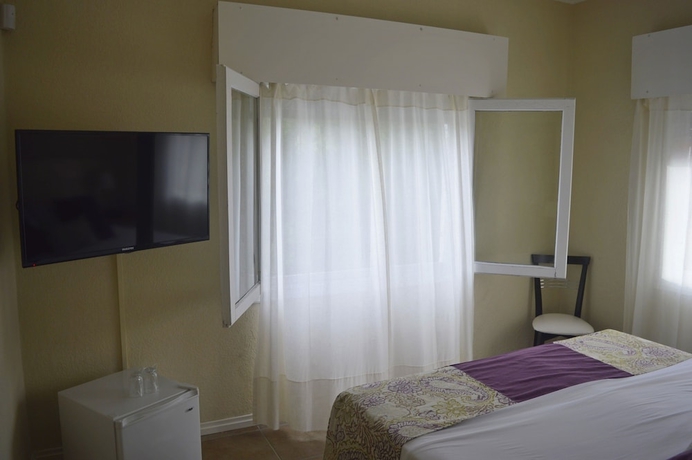 Imagen de la habitación del Hotel Joan Miró Boutique. Foto 15