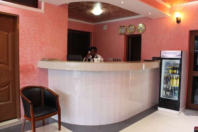 Imagen de los interiores del Hotel Joana. Foto 20