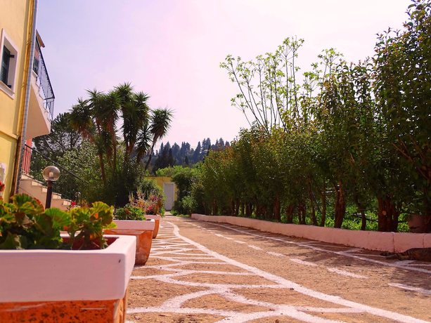 Imagen de los exteriores del Hotel Joanna Apartments, Corfu. Foto 19