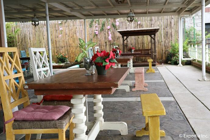 Imagen del bar/restaurante del Hotel Joaquin's Bed and Breakfast. Foto 16