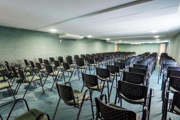 Imagen de los interiores del Hotel João Pessoa Hplus Beach. Foto 17