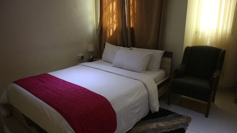 Imagen de la habitación del Hotel Jobyco. Foto 14