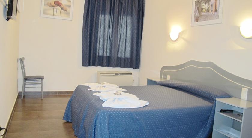 Imagen general del Hotel Jocana. Foto 6