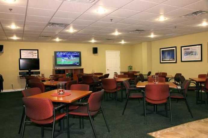 Imagen de los interiores del Hotel Jockey Club Suites. Foto 13