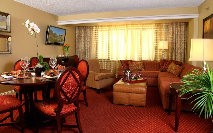 Imagen de la habitación del Hotel Jockey Club Suites. Foto 10