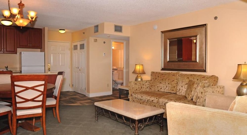 Imagen de la habitación del Hotel Jockey Resort Suites Center Strip. Foto 2