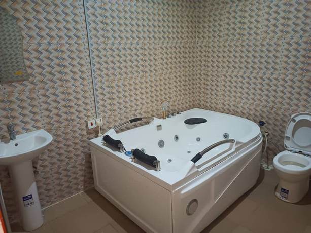 Imagen de la habitación del Hotel Joclarif. Foto 8