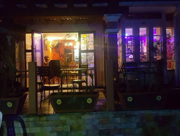 Imagen del bar/restaurante del Hotel Joden Suites. Foto 2