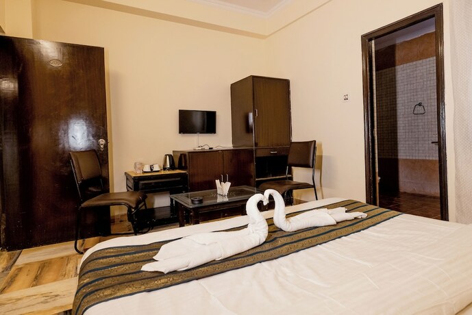 Imagen de la habitación del Hotel Jodhani Regency. Foto 19