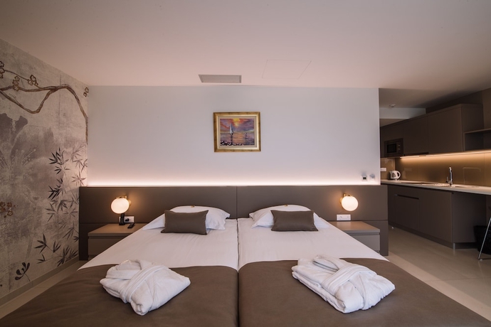 Imagen de la habitación del Hotel Joel. Foto 13