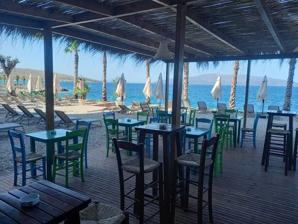 Imagen del bar/restaurante del Hotel Joelle Premium. Foto 18